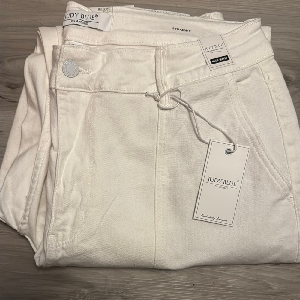 Judy Blue White Straight Leg Jeans Classic Style